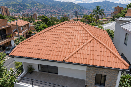 Teja UPVC cresta baja vs. cresta alta: cuál instalar